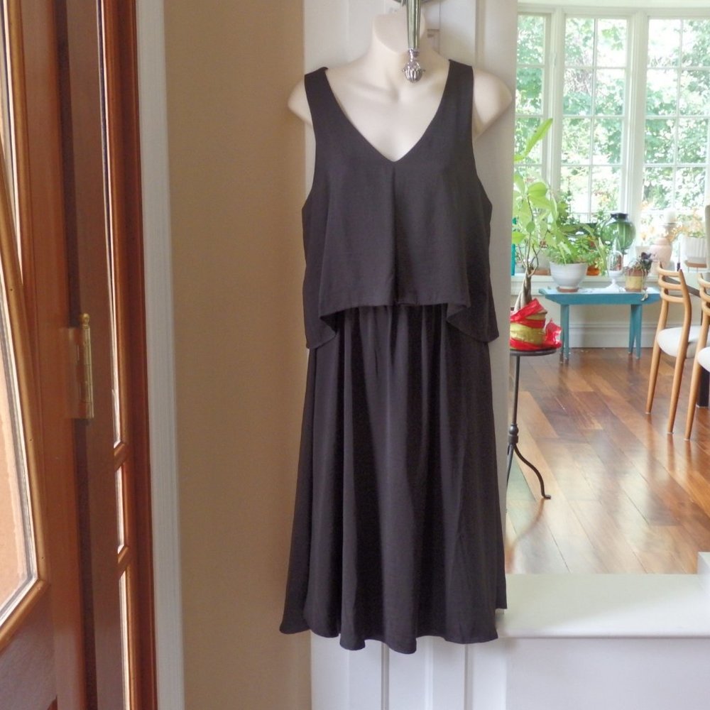 B Collection by Bobeau Chelsea Layered  Dress NWT M